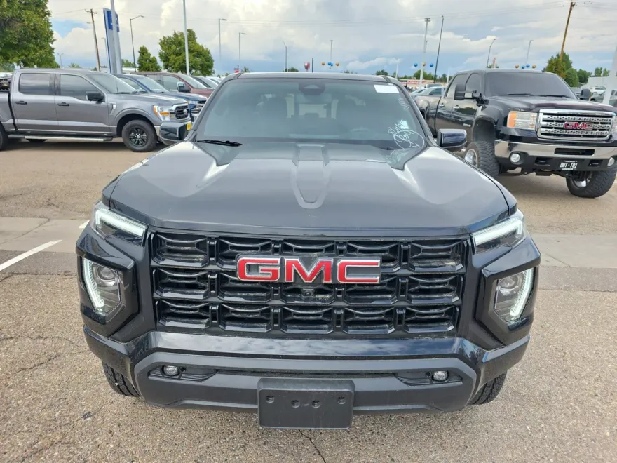 2024 Gmc Canyon Elevation photo 1