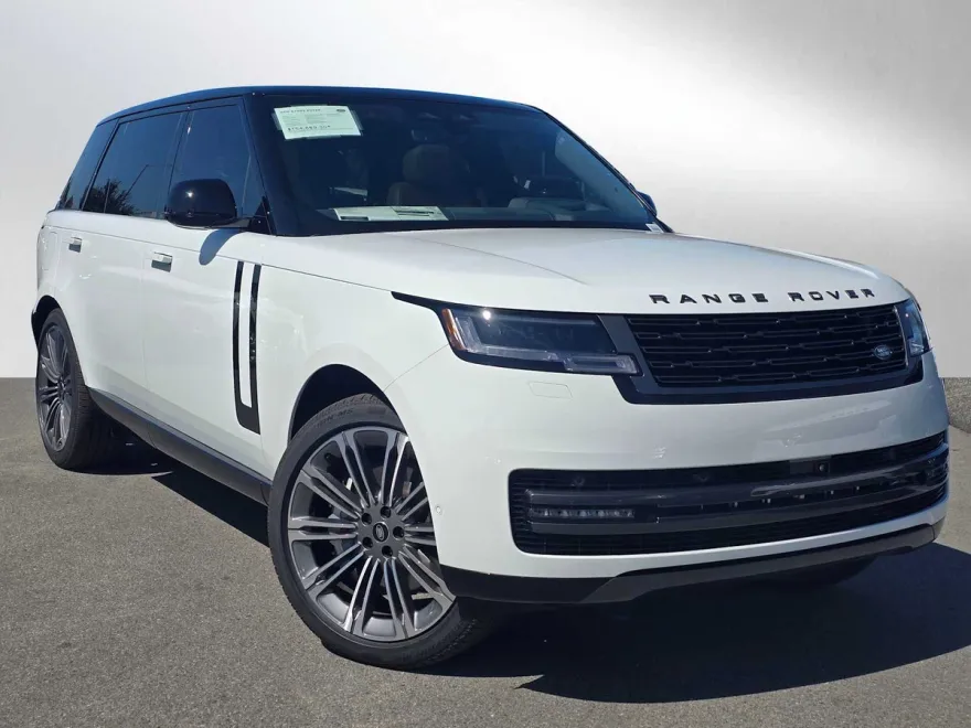2025 Land Rover Range Rover SE photo 1