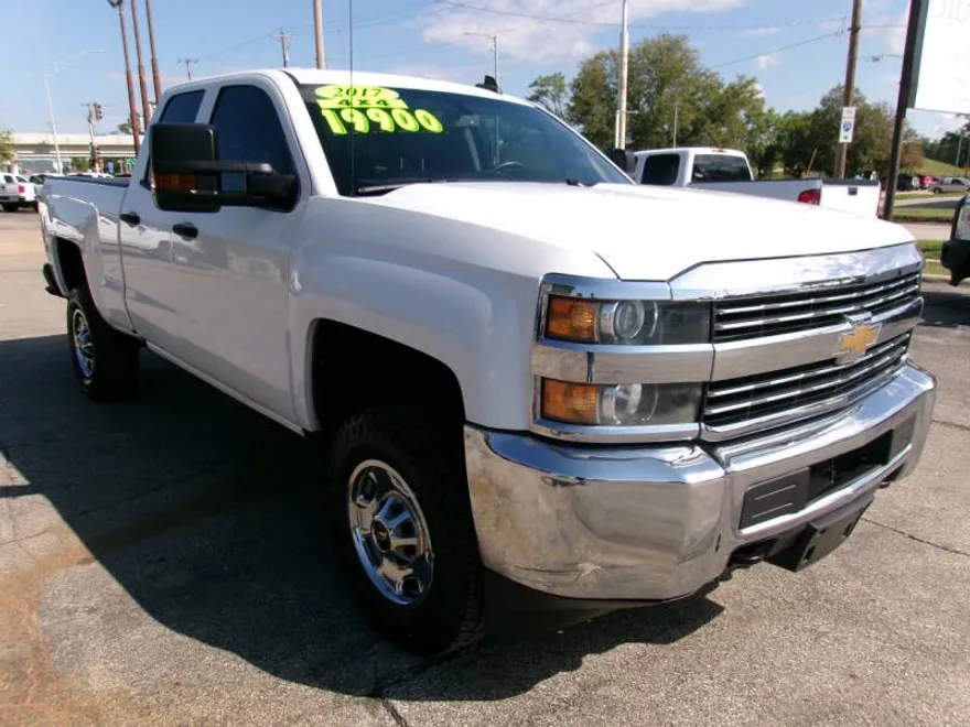 2017 Chevrolet Silverado 2500HD Work Truck photo 1