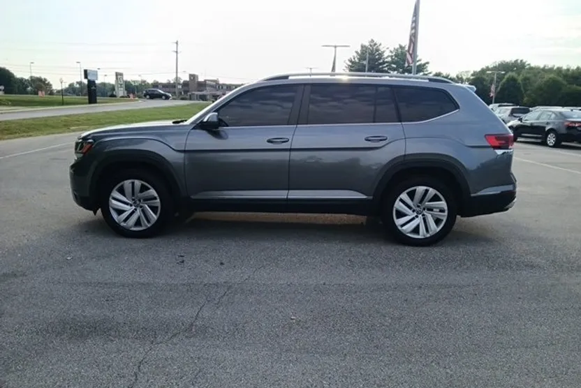 2021 Volkswagen Atlas V6 SEL photo 1