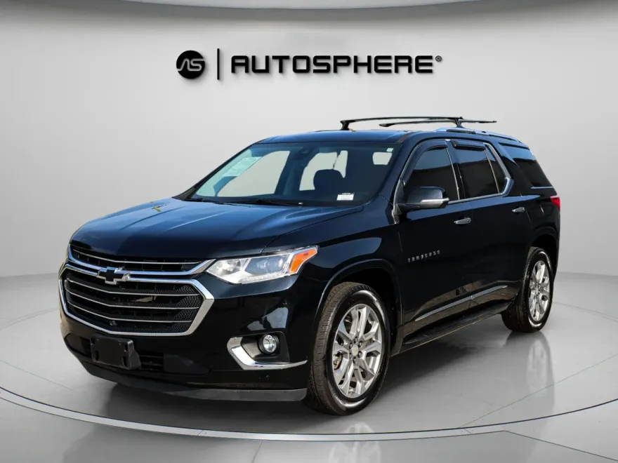 2021 Chevrolet Traverse Premier photo 1