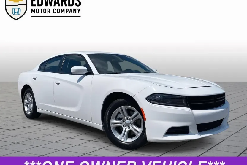 2022 Dodge Charger SXT photo 1