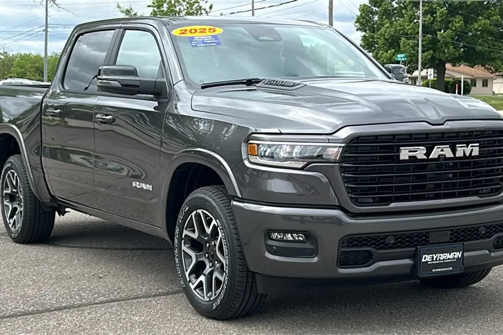 2025 Ram 1500 Laramie photo 1