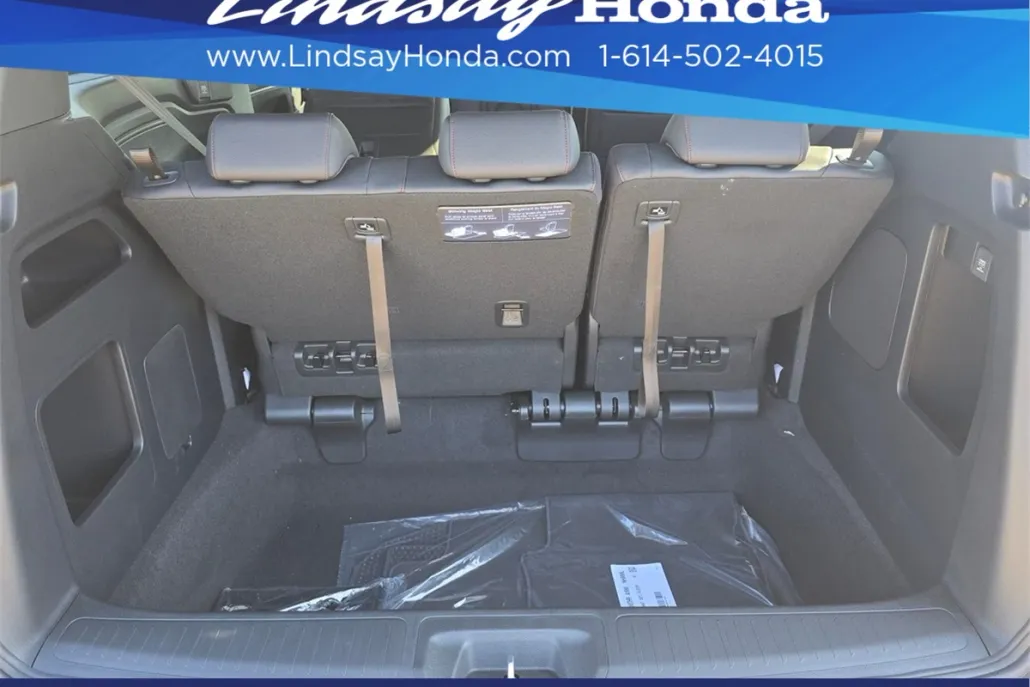 2026 Honda Odyssey photo 1
