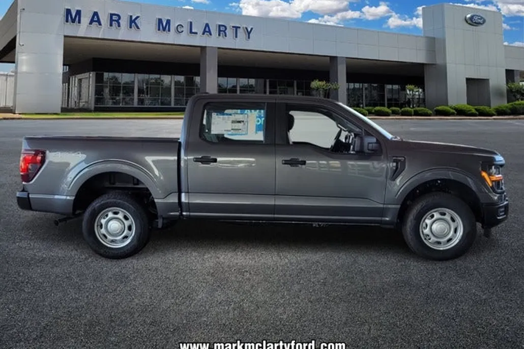 2025 Ford F-150 XL photo 1