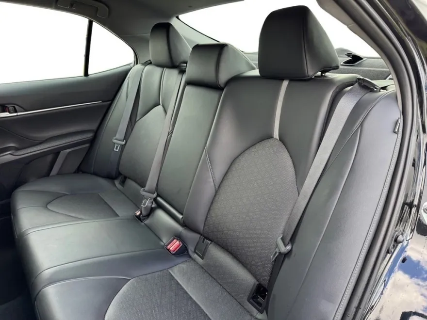 2023 Toyota Camry XSE photo 1