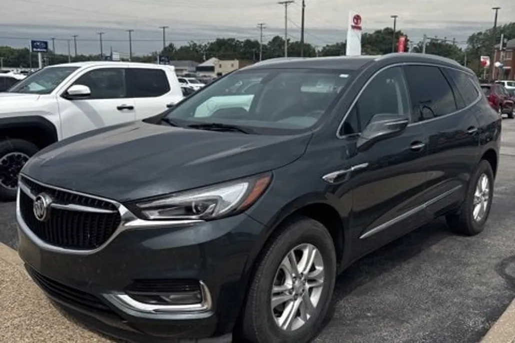 2021 Buick Enclave Essence photo 1