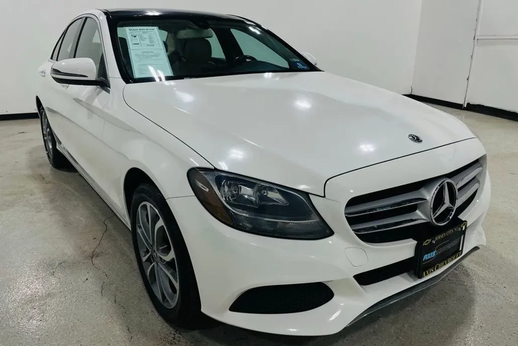 2018 Mercedes Benz C 300 photo 1