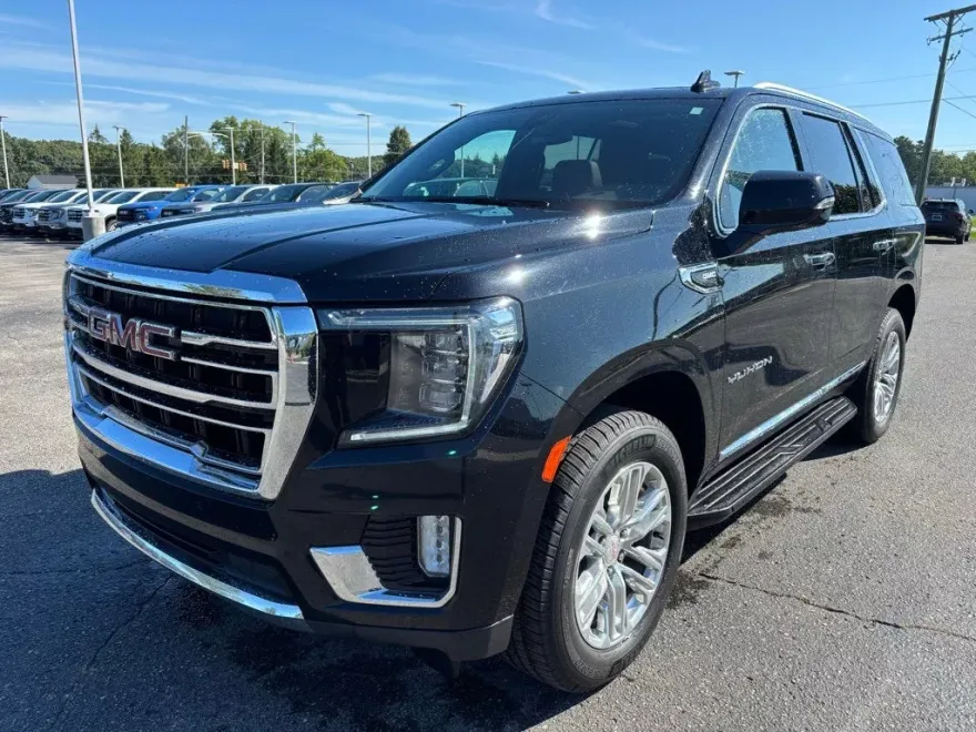 2021 Gmc Yukon SLT photo 1
