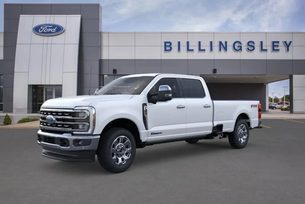2025 Ford F-350 Lariat photo 1