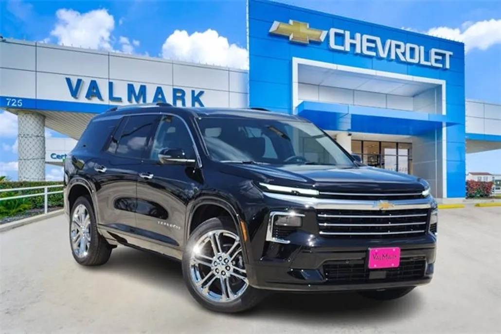 2026 Chevrolet Traverse High Country photo 1