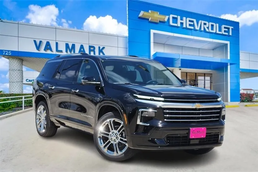 2026 Chevrolet Traverse High Country photo 1