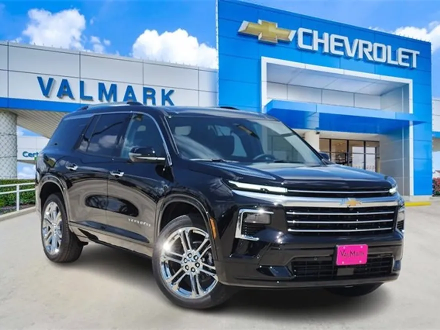 2026 Chevrolet Traverse High Country photo 1