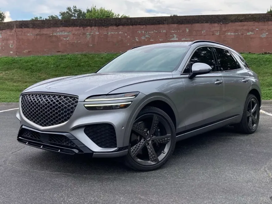 2024 Genesis GV70 3.5T Sport Advanced photo 1