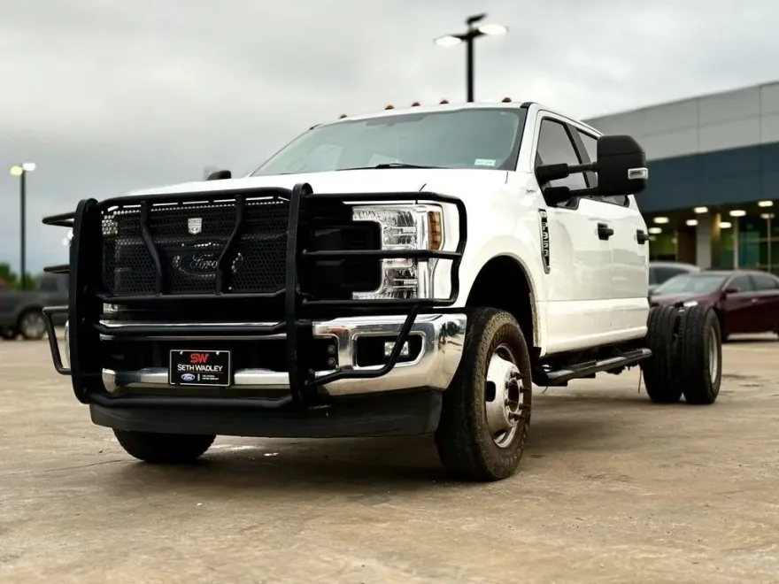 2019 Ford F-350 photo 1
