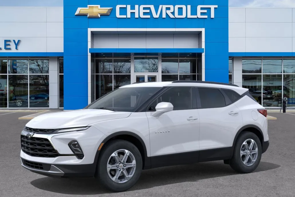 2025 Chevrolet Blazer 2LT photo 1