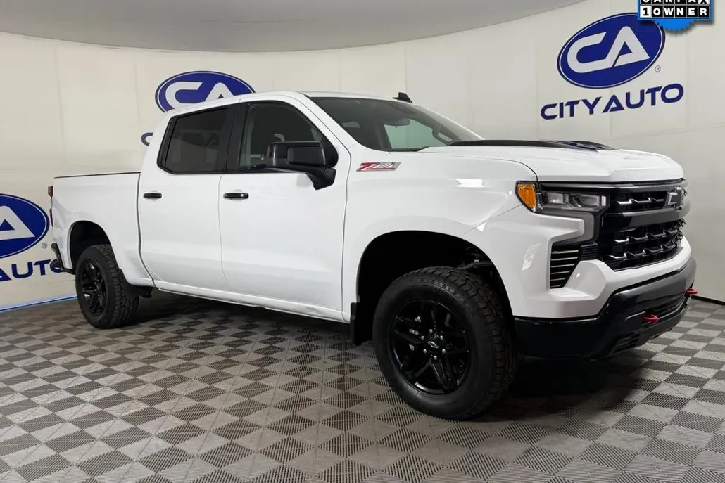 2023 Chevrolet Silverado 1500 LT Trail Boss photo 1