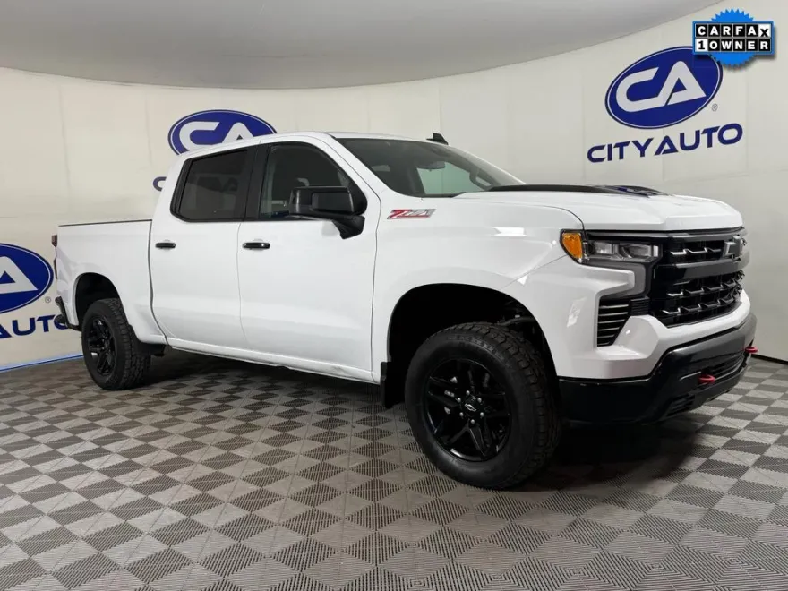 2023 Chevrolet Silverado 1500 LT Trail Boss photo 1