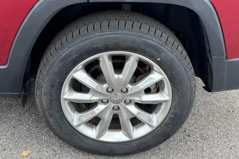 2016 Jeep Cherokee Limited photo 1