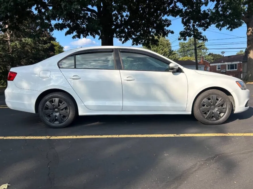 2014 Volkswagen Jetta SE photo 1
