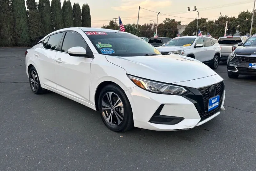 2022 Nissan Sentra SV photo 1