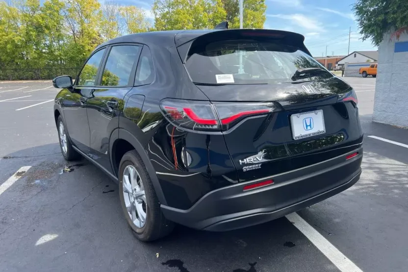 2024 Honda HR-V LX photo 1