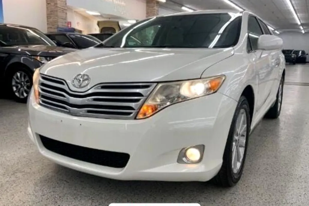 2009 Toyota Venza photo 1