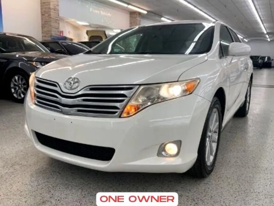2009 Toyota Venza photo 1