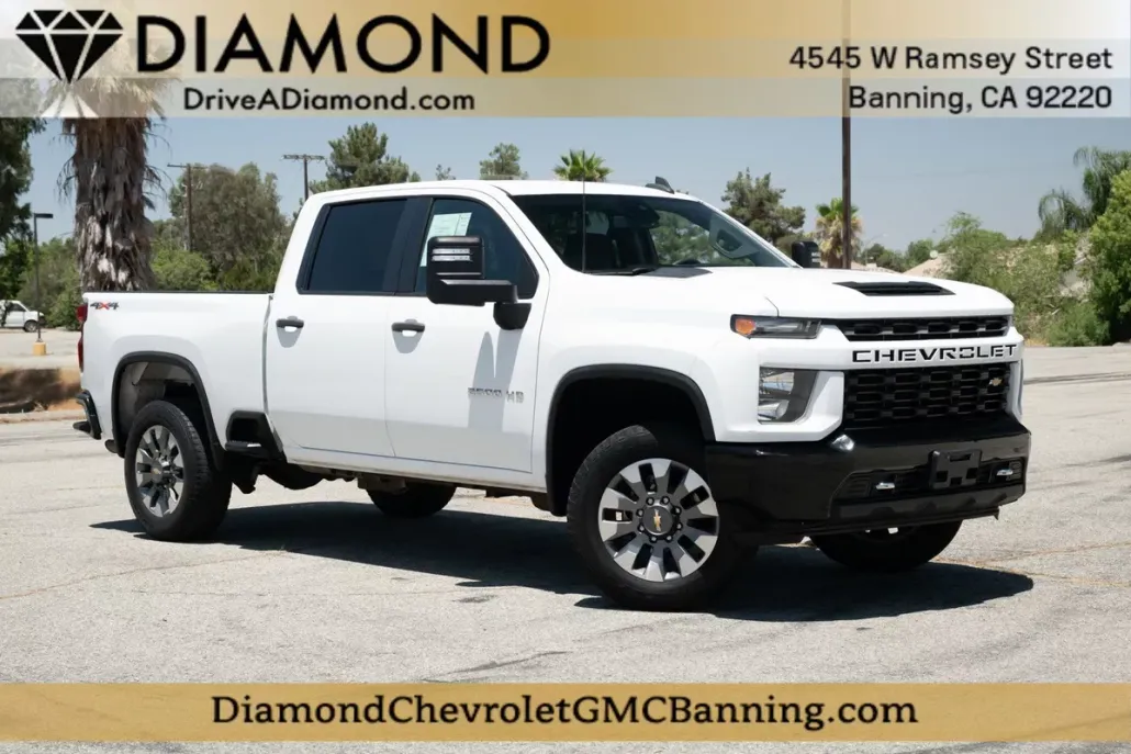 2022 Chevrolet Silverado 2500HD Custom photo 1