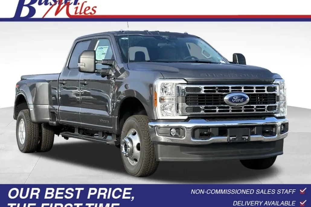 2026 Ford F-350 XLT photo 1