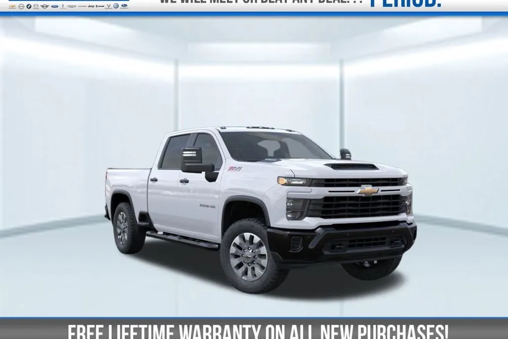 2025 Chevrolet Silverado 2500HD Custom photo 1