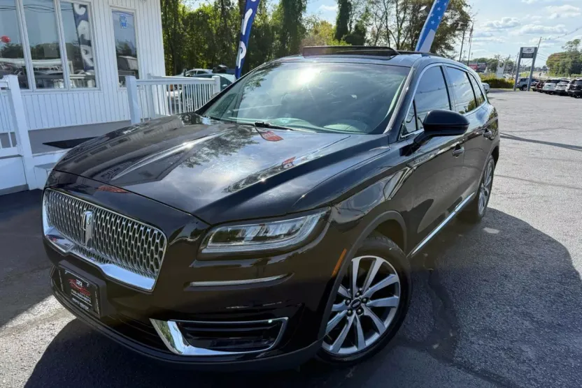 2019 Lincoln Nautilus Select photo 1