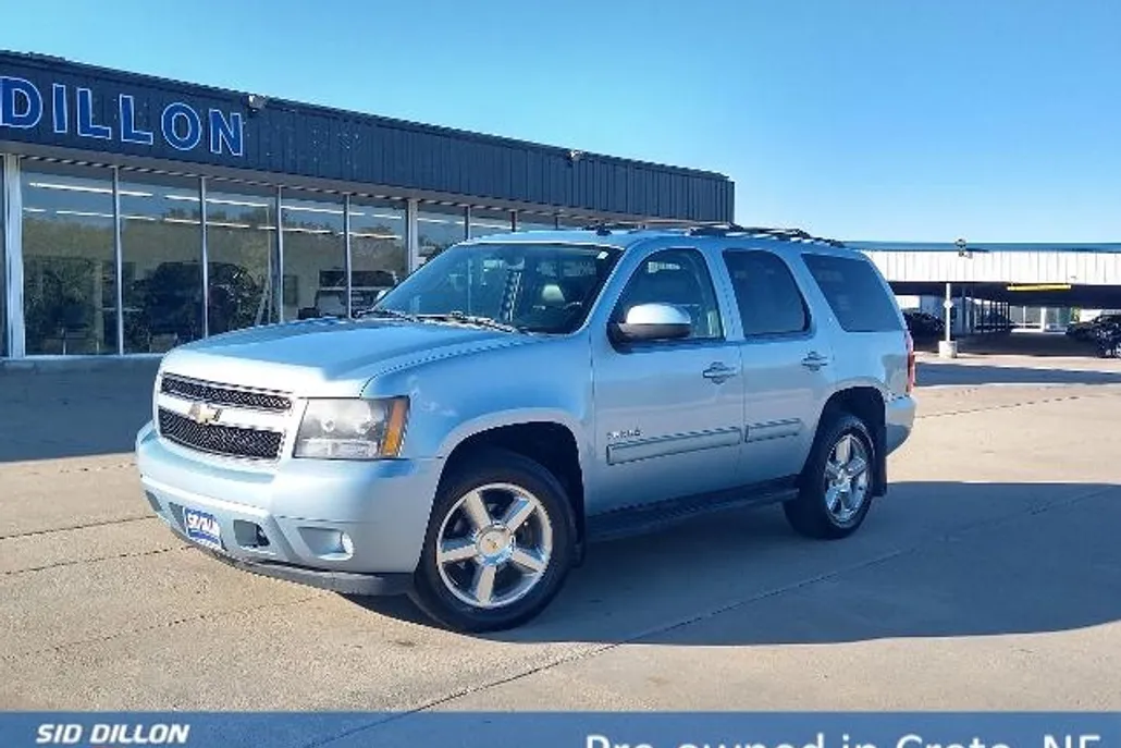 2011 Chevrolet Tahoe LT photo 1