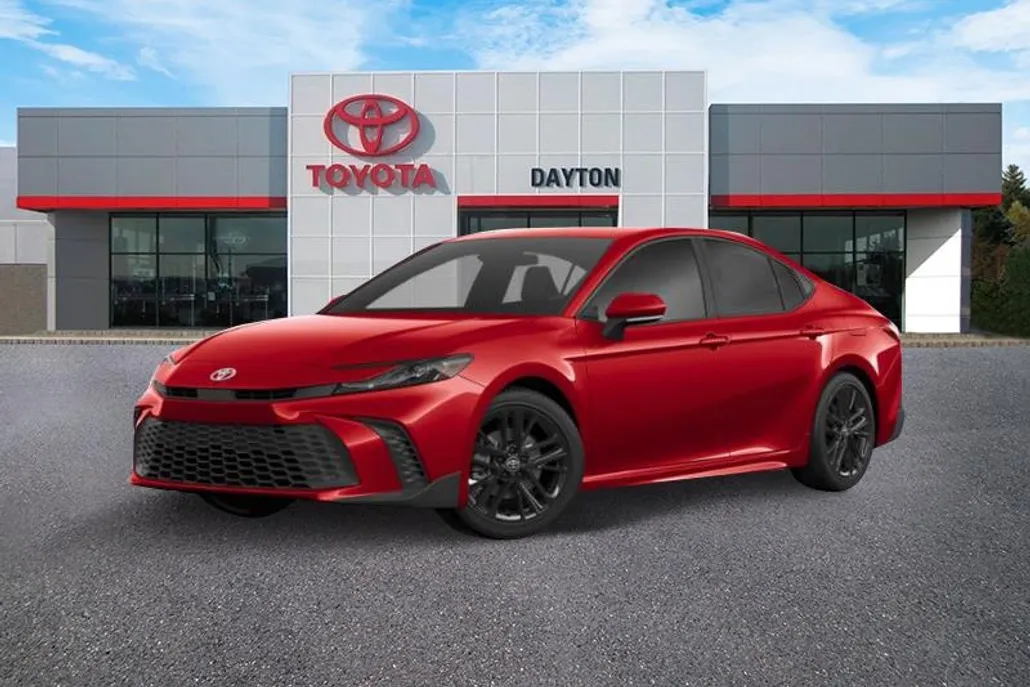 2025 Toyota Camry LE photo 1