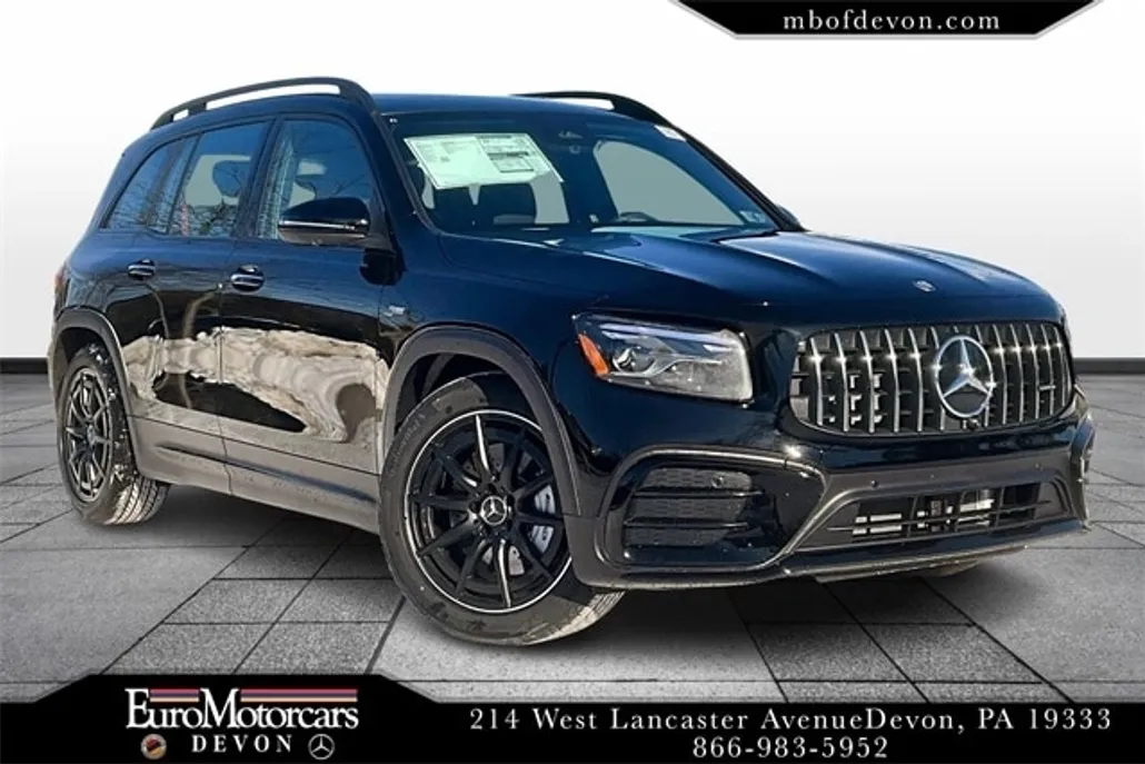 2025 Mercedes Benz GLB AMG 35 photo 1