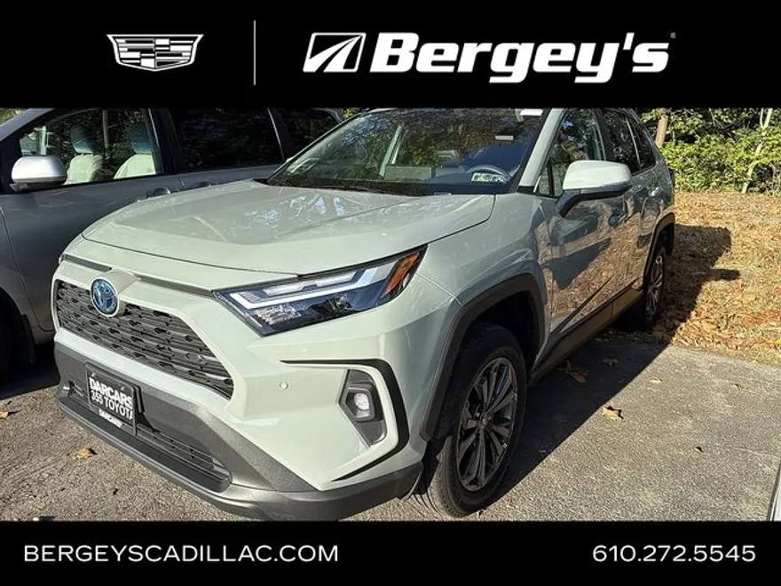 2023 Toyota RAV4 Hybrid XLE Premium photo 1