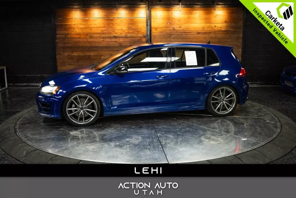 2017 Volkswagen Golf R photo 1