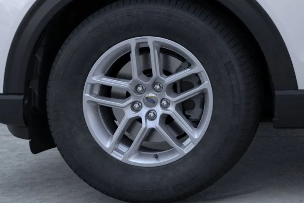 2025 Ford Explorer photo 1