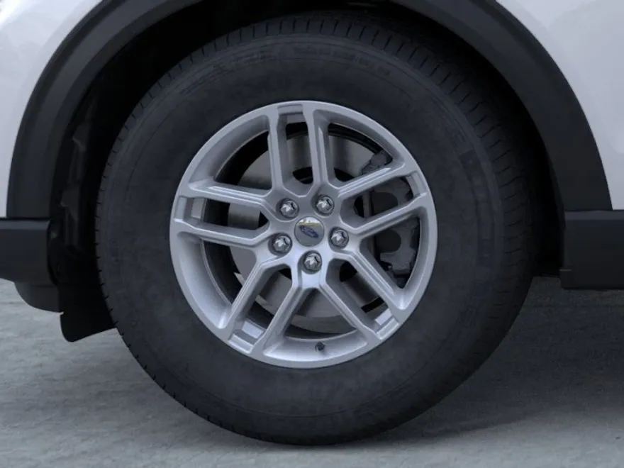 2025 Ford Explorer photo 1