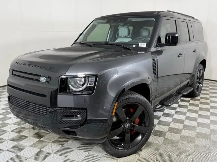 2025 Land Rover Defender 130 X photo 1
