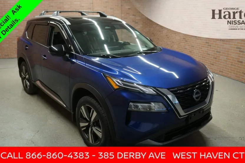 2023 Nissan Rogue SL photo 1