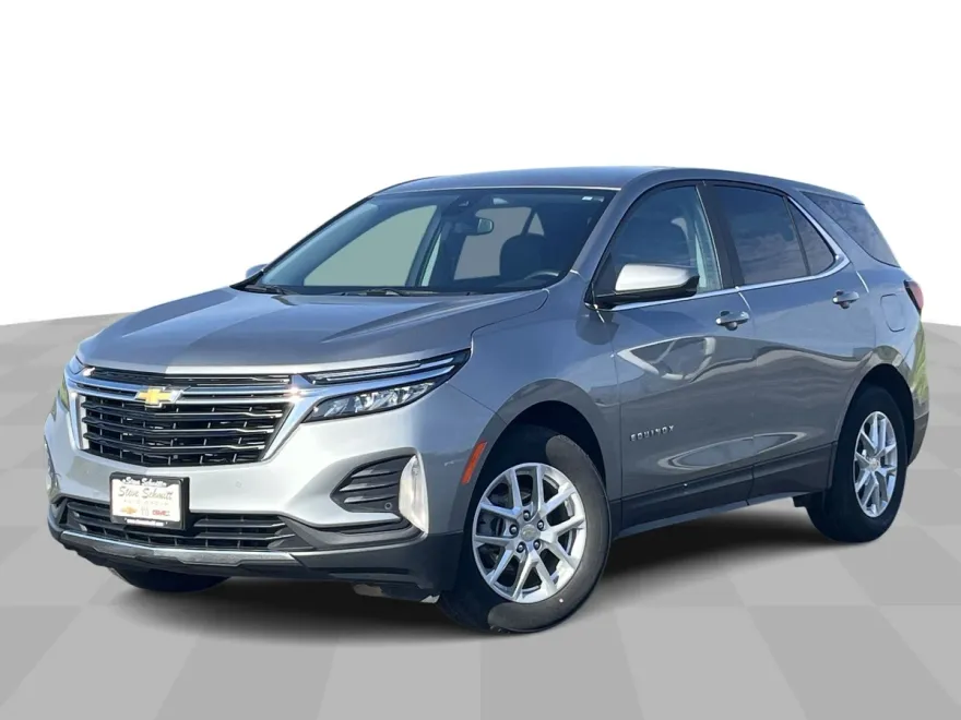 2023 Chevrolet Equinox LT photo 1