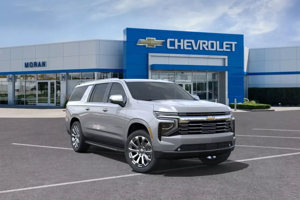2025 Chevrolet Suburban Premier photo 1