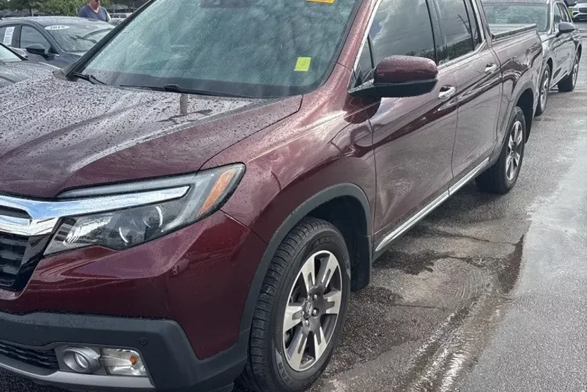 2019 Honda Ridgeline RTL-E photo 1
