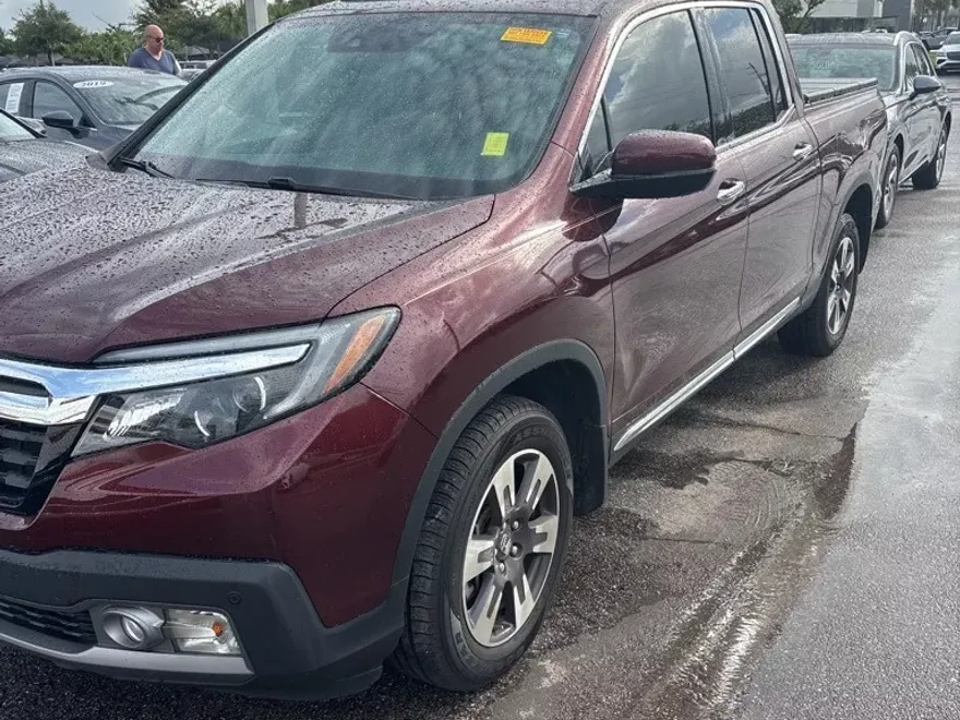 2019 Honda Ridgeline RTL-E photo 1