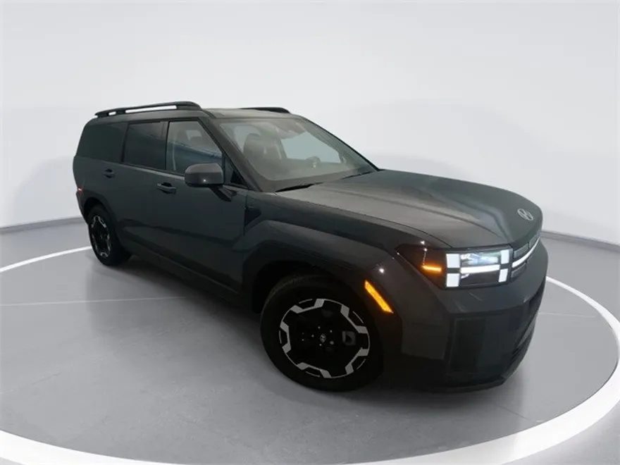 2025 Hyundai Santa Fe SEL photo 1