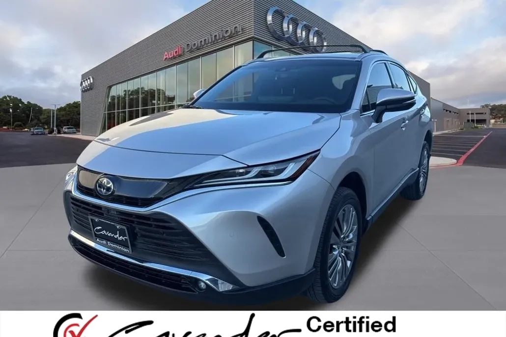 2022 Toyota Venza photo 1