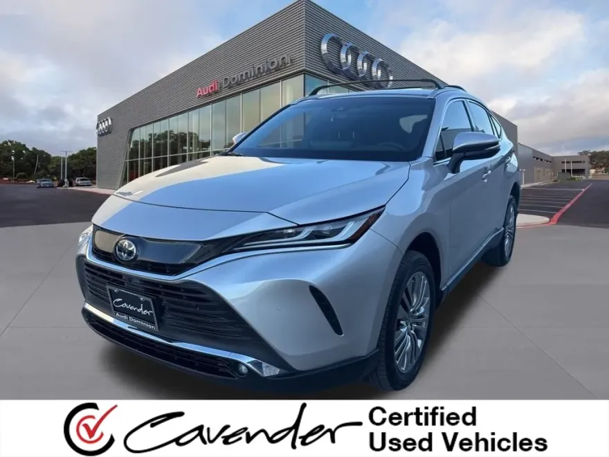 2022 Toyota Venza photo 1