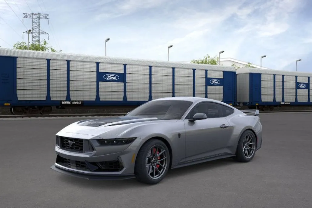 2025 Ford Mustang Dark Horse Premium photo 1