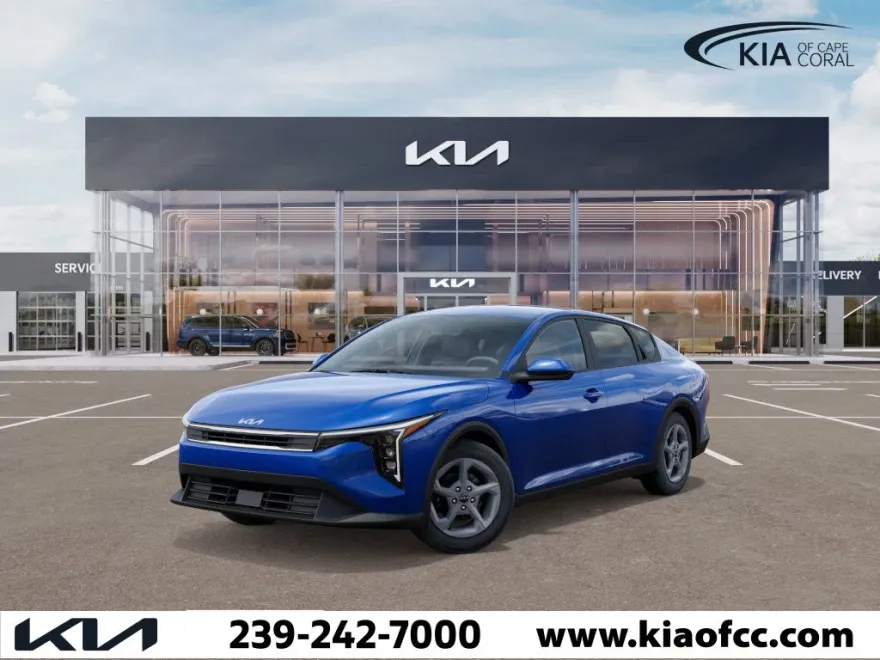 2025 Kia K4 LXS photo 1